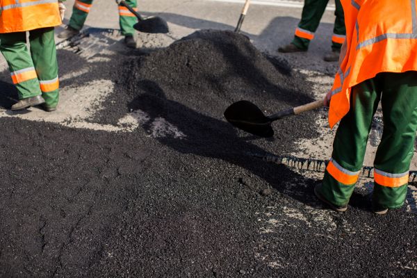 Asphalt Resurfacing in Rogers